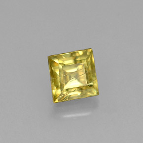 Sfene naturale giallo da 0,38 ct, quadrato, VS-SI