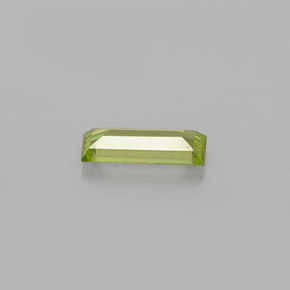 Sfene naturale verde da 0,41 ct, baguette, VVS-VS