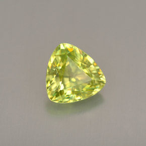 Sfene naturale verde da 0,77 ct, trillion, VVS-VS