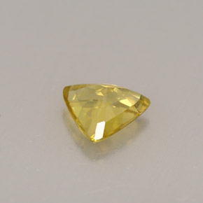 Sfene Dorato naturale da 0.63 ct, Taglio trillion, VVS-VS