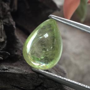 Sfene Verde giallastro naturale da 2.24 ct, Forma a pera, Trasparente