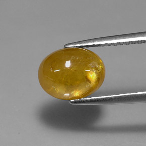 Sfene naturale giallo da 3,24 ct, taglio ovale, traslucido