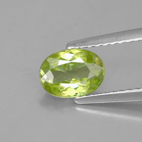Sfene naturale verde da 0,84 ct, taglio ovale, VVS-VS