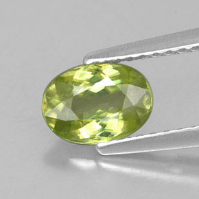 Sfene naturale verde da 0,96 ct, taglio ovale, VS