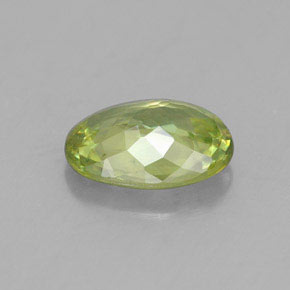 Sfene naturale verde da 0,76 ct, taglio ovale, VS