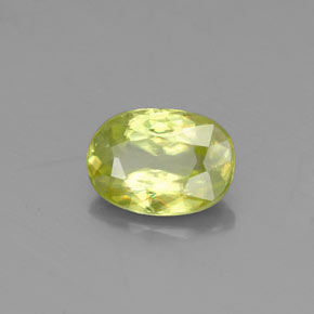 Sfene naturale verde da 0,83 ct, taglio ovale, VS