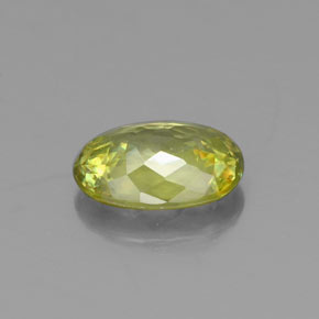 Sfene naturale verde da 0,85 ct, taglio ovale, VS