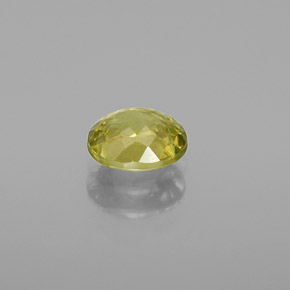 Sfene Verde dorato naturale da 0.83 ct, Taglio ovale, VS