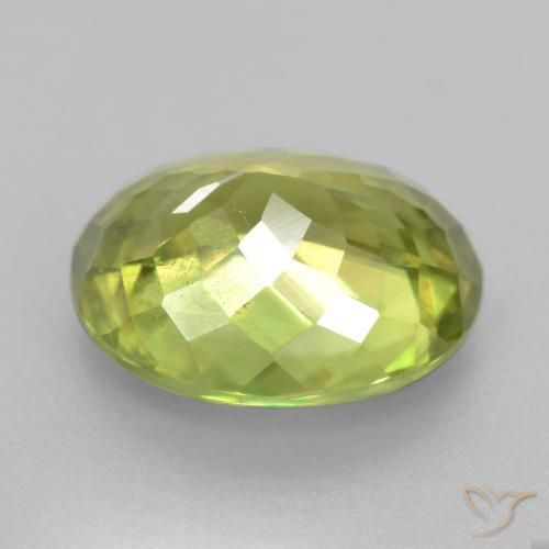 Sfene naturale verde da 3,72 ct, taglio ovale, VS