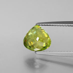 Sfene naturale verde da 2,37 ct, taglio a pera, VS-SI