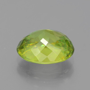 Sfene Verde dorato naturale da 3.12 ct, Taglio ovale, VVS-VS
