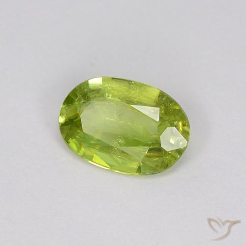 Sfene Verde brillante naturale da 0.74 ct, Ovale, VS-SI