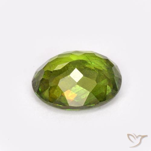 Sfene Verde foresta naturale da 0.92 ct, Ovale, VS-SI