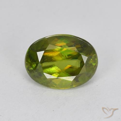 1.03ct Naturale Verde foresta Sfene, Ovale, VVS-VS