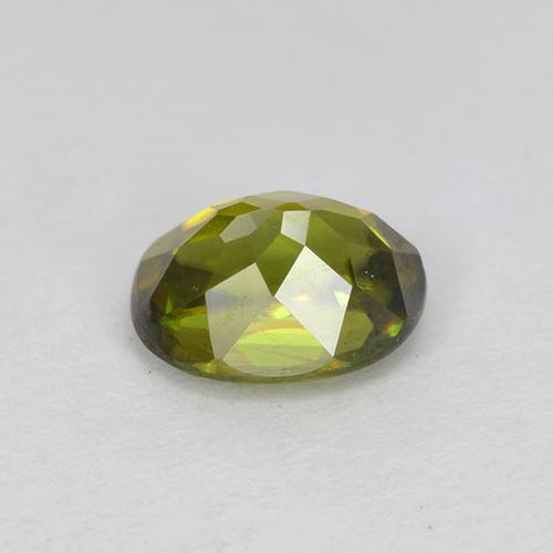 Sfene Verde foresta naturale da 0.73 ct, Taglio ovale, VVS