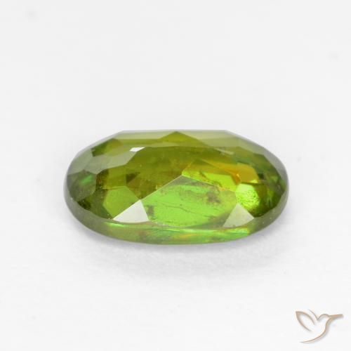 Sfene Verde foresta naturale da 0.65 ct, Ovale, VS-SI