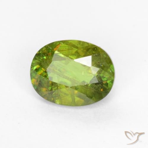Sfene Verde foresta naturale da 0.66 ct, Ovale, SI
