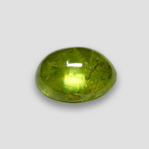 Sfene naturale verde da 2,12 ct, taglio ovale, trasparente