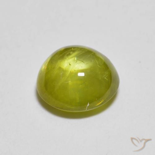 Sfene Caldo bosco verde naturale da 1.33 ct, Ovale, Trasparente