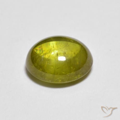 Sfene Caldo bosco verde naturale da 1.98 ct, Ovale, Trasparente