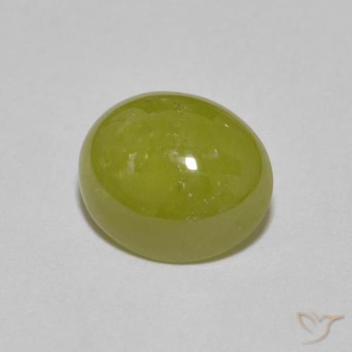 Sfene Caldo bosco verde naturale da 2.57 ct, Ovale, Traslucido