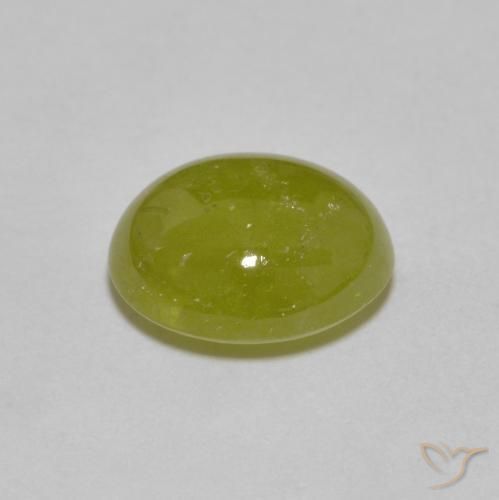 Sfene Caldo bosco verde naturale da 2.57 ct, Ovale, Traslucido