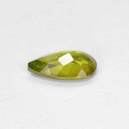 Sfene naturale verde da 0,39 ct, taglio a pera, VS