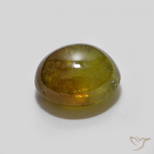 Sfene Verde caldo naturale da 2.57 ct, Ovale, Traslucido