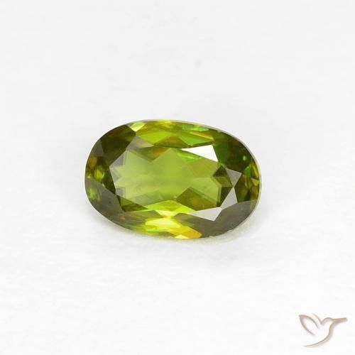 Sfene Medium Dark-Green naturale da 0.38 ct, Ovale, VS
