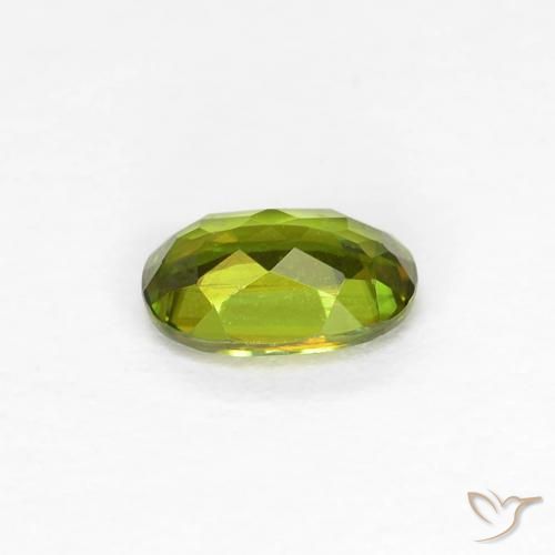 Sfene Medium Dark-Green naturale da 0.38 ct, Ovale, VS