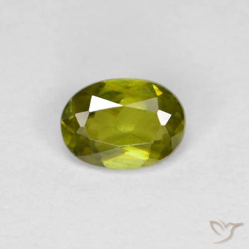 Sfene Caldo terroso verde naturale da 0.40 ct, Ovale, VS