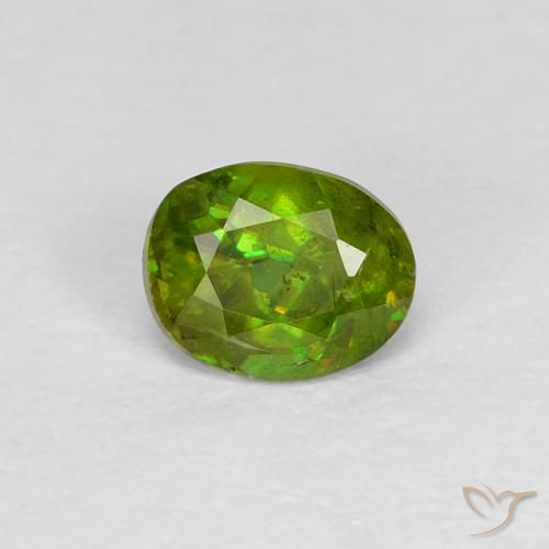 0.48ct Naturale Verde acceso Sfene, Ovale, VS
