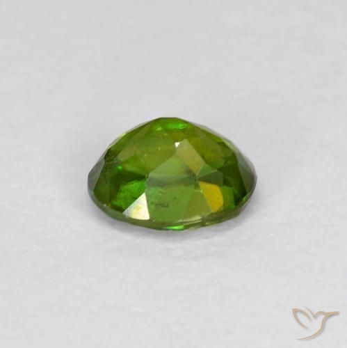 Sfene Verde acceso naturale da 0.48 ct, Ovale, VS
