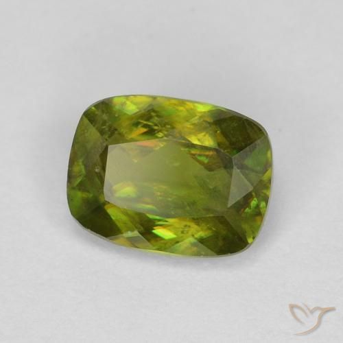 Sfene Verde foresta naturale da 0.62 ct, Cuscino, VS