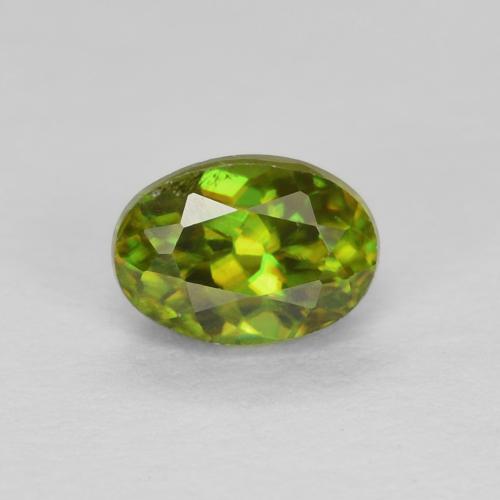 Sfene Caldo terroso verde naturale da 0.48 ct, Taglio ovale, VVS-VS