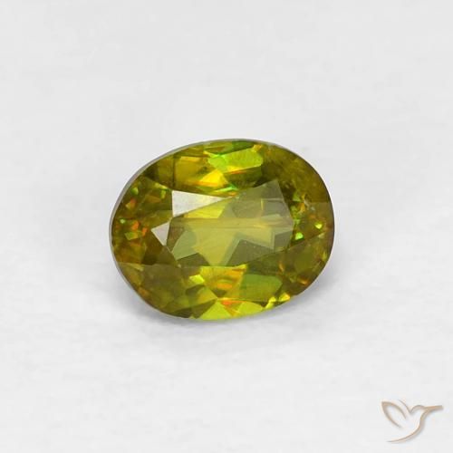 Sfene Verde medio naturale da 0.37 ct, Ovale, VVS-VS
