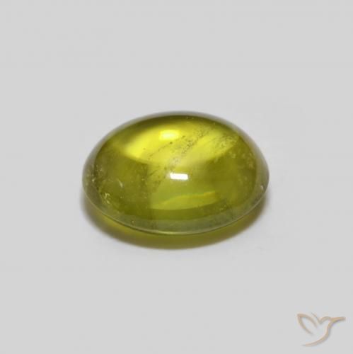 Sfene Caldo bosco verde naturale da 0.96 ct, Ovale, Trasparente