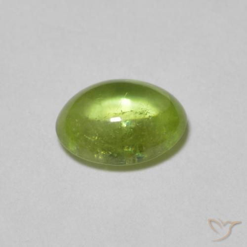 Sfene Verde brillante naturale da 0.69 ct, Ovale, Trasparente