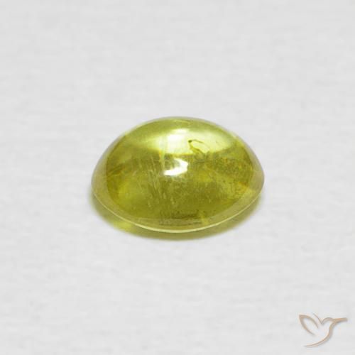 Sfene Caldo bosco verde naturale da 0.69 ct, Ovale, Trasparente