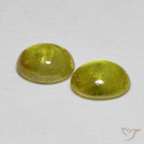 Gemme di Sfene Caldo bosco verde naturale da 3.13 ct, Ovale, Trasparente
