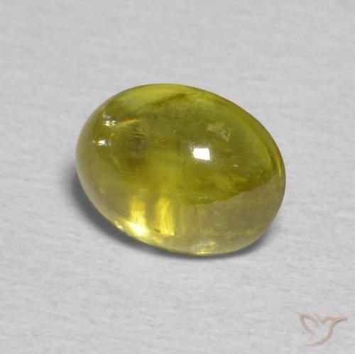 Sfene Caldo terroso verde naturale da 0.87 ct, Ovale, Trasparente