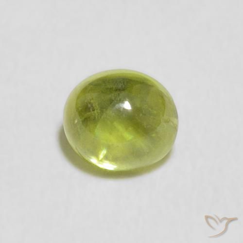 0.67ct Naturale Verde acceso Sfene, Ovale, Trasparente