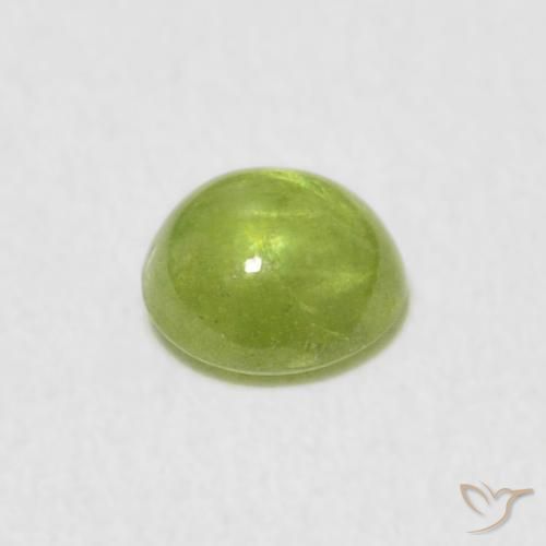 Sfene Verde brillante naturale da 0.69 ct, Ovale, Trasparente