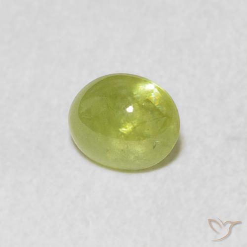 Sfene Verde lime naturale da 0.84 ct, Ovale, Trasparente