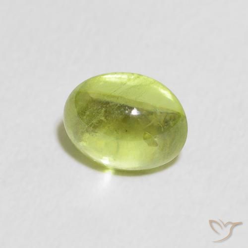 Sfene Verde brillante naturale da 0.91 ct, Ovale, Trasparente