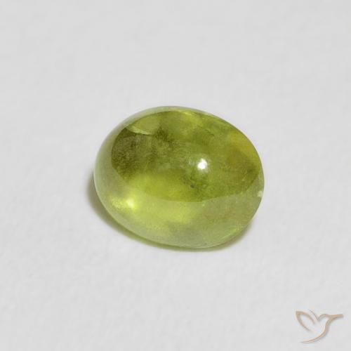 Sfene Verde oliva naturale da 0.84 ct, Ovale, Trasparente