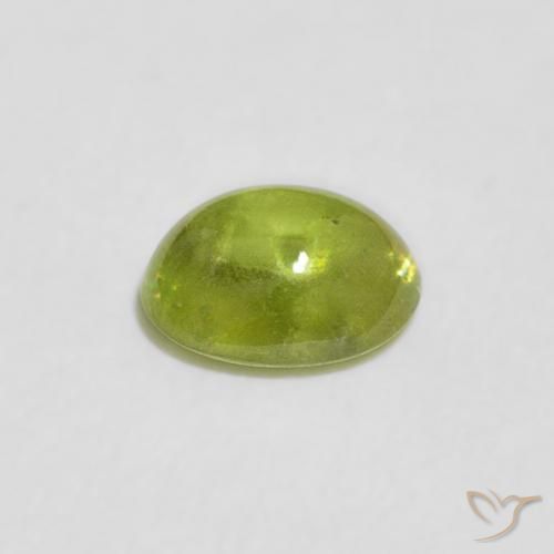 Sfene Verde oliva naturale da 0.84 ct, Ovale, Trasparente