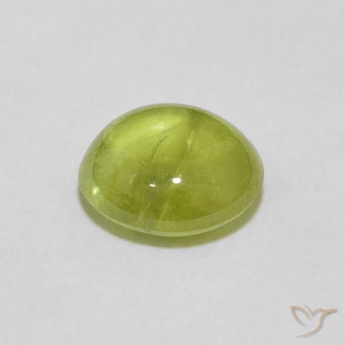 Sfene Caldo bosco verde naturale da 1.75 ct, Ovale, Trasparente