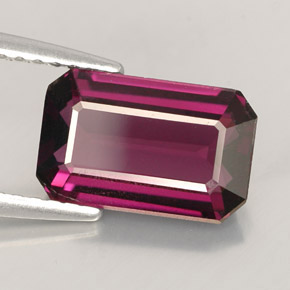 Spinello naturale  da 2,47 ct, taglio smeraldo, VVS-VS