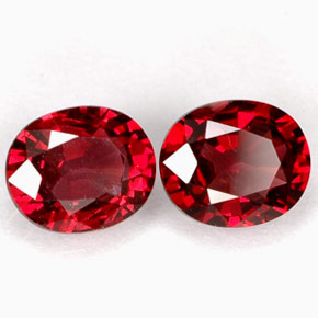 Spinello naturale rosso da  ct, taglio ovale, VVS-VS
